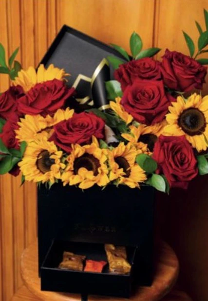 Arreglo floral Scarlet